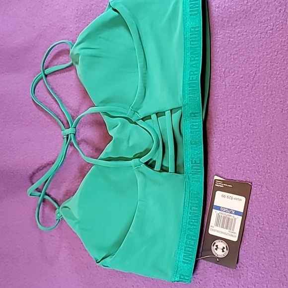 0728. NWTs ~ Under Armour ~ Low Impact ~ Yoga- Pilates-Hiking ~ Removable Pads~ - Picture 2 of 11